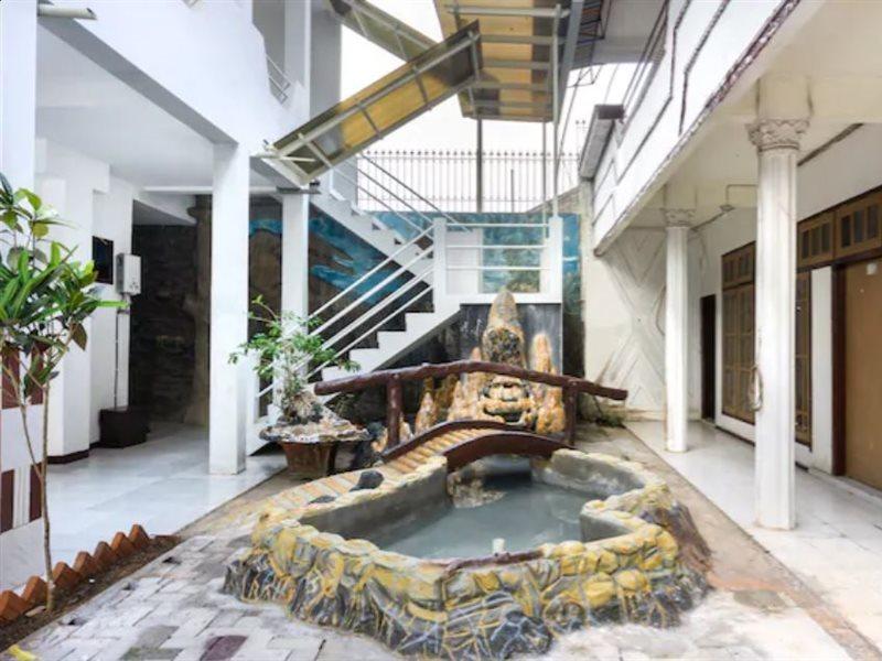 Hotel RedDoorz At Pujon Malang Batu  Zewnętrze zdjęcie