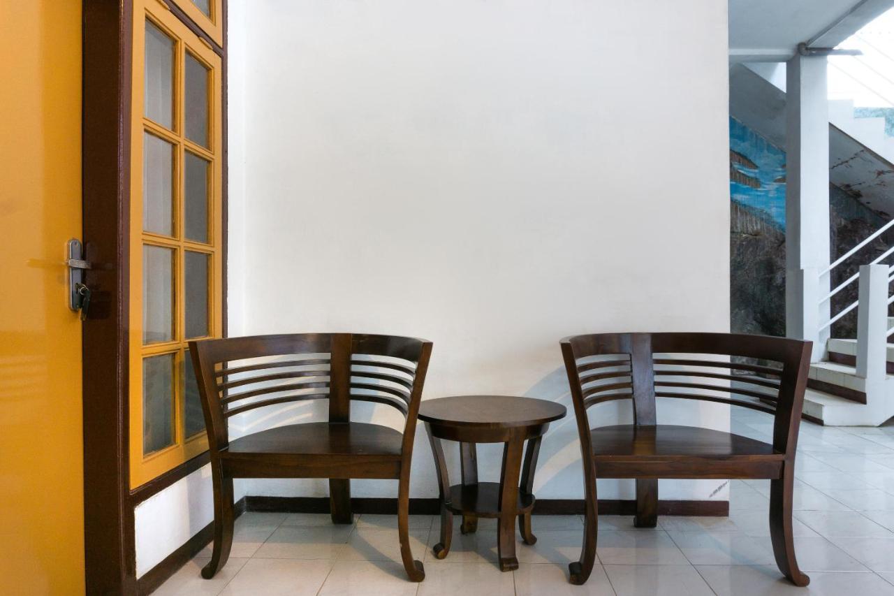 Hotel RedDoorz At Pujon Malang Batu  Zewnętrze zdjęcie