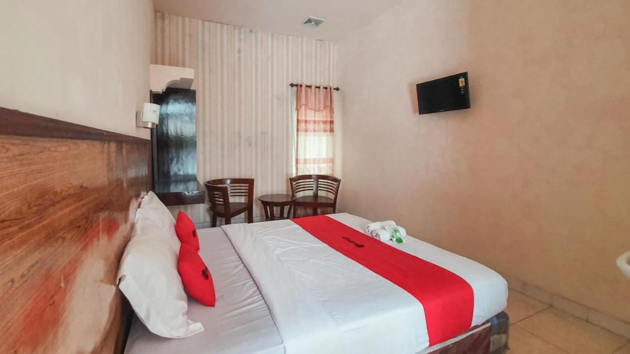 Hotel RedDoorz At Pujon Malang Batu  Zewnętrze zdjęcie