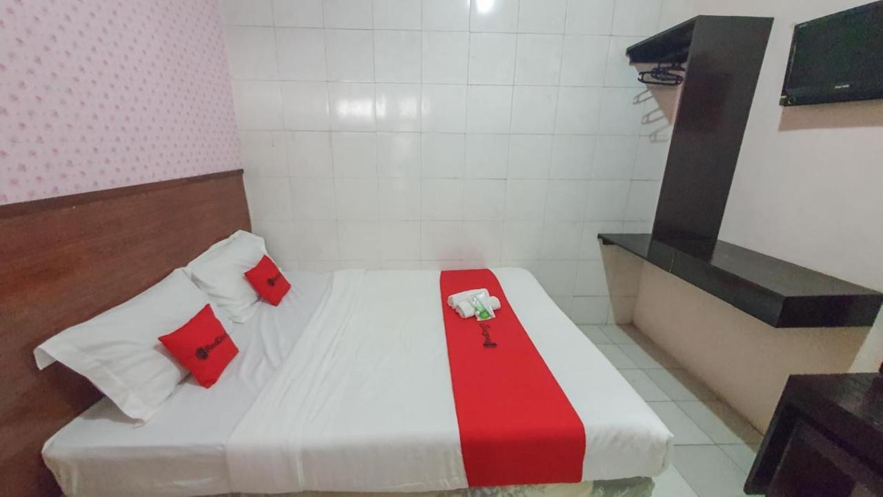 Hotel RedDoorz At Pujon Malang Batu  Zewnętrze zdjęcie