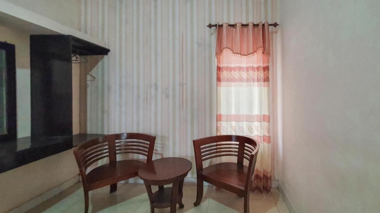 Hotel RedDoorz At Pujon Malang Batu  Zewnętrze zdjęcie