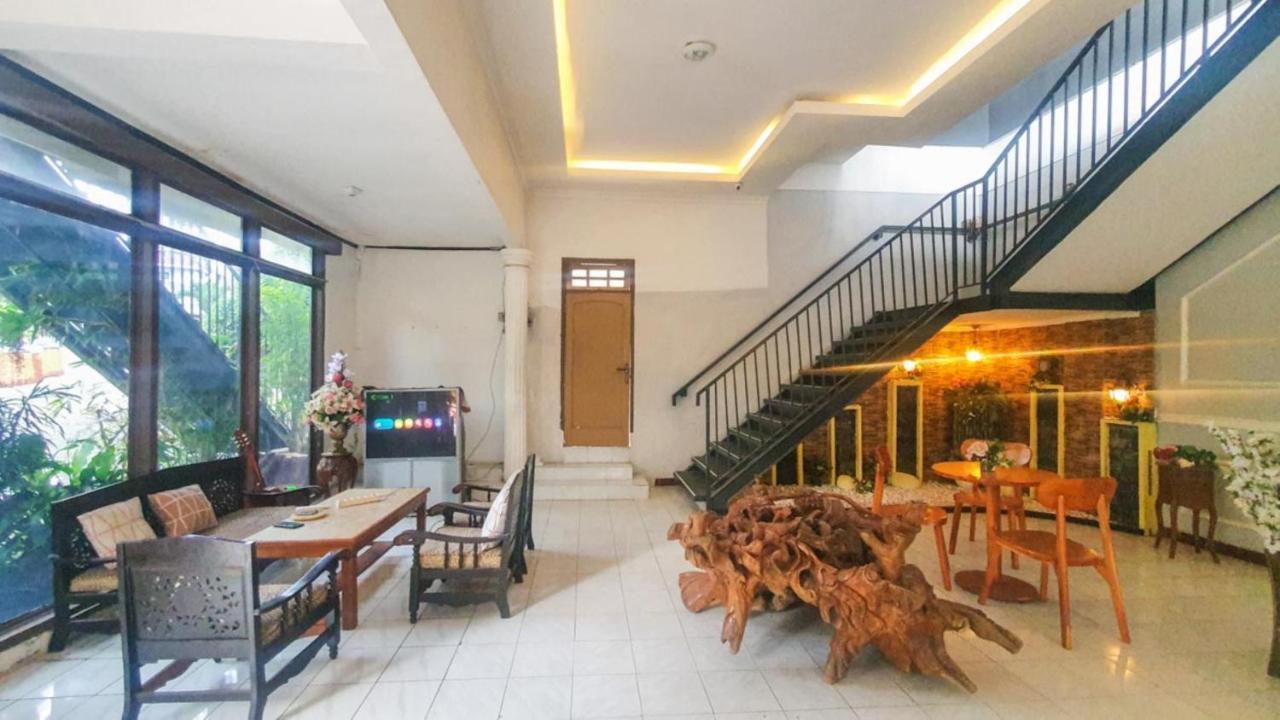 Hotel RedDoorz At Pujon Malang Batu  Zewnętrze zdjęcie