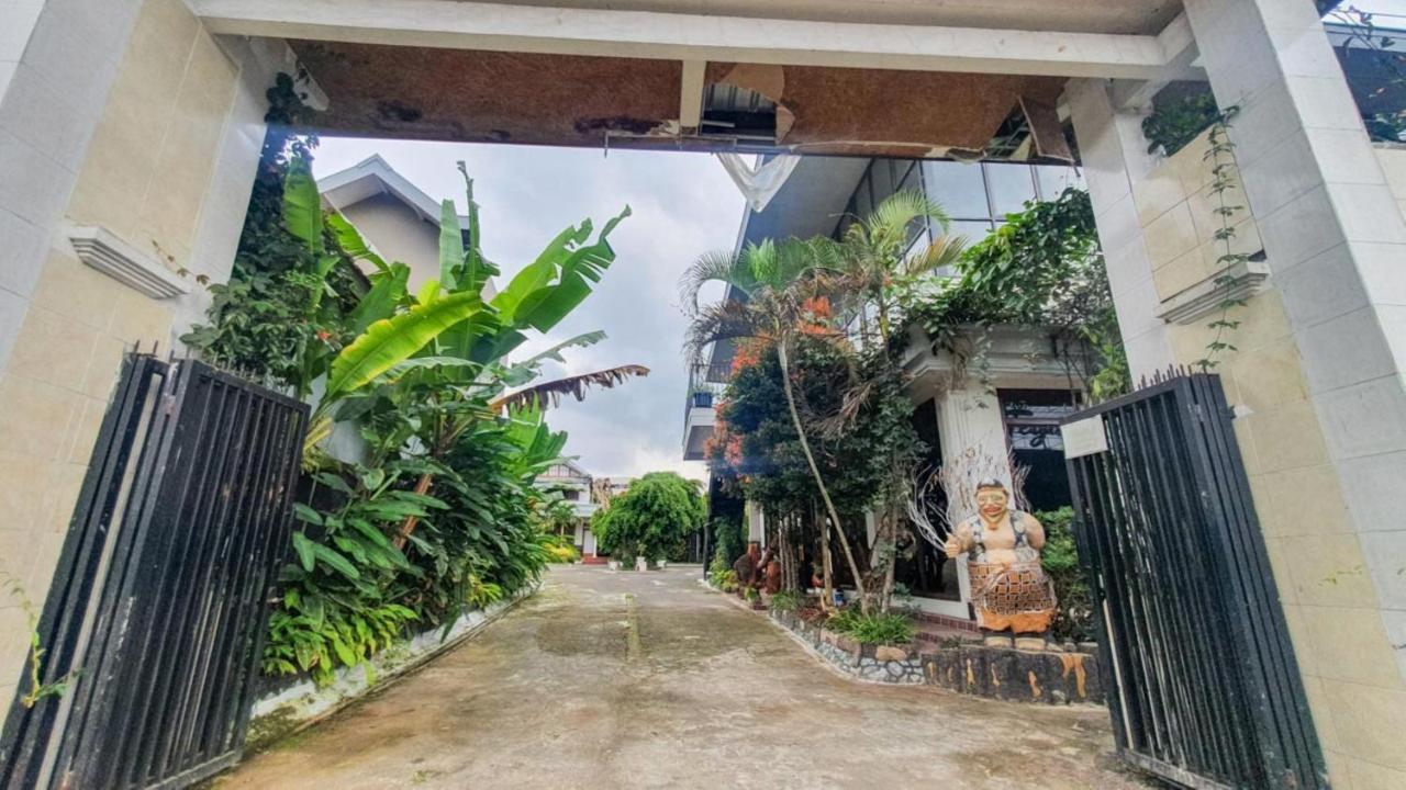 Hotel RedDoorz At Pujon Malang Batu  Zewnętrze zdjęcie